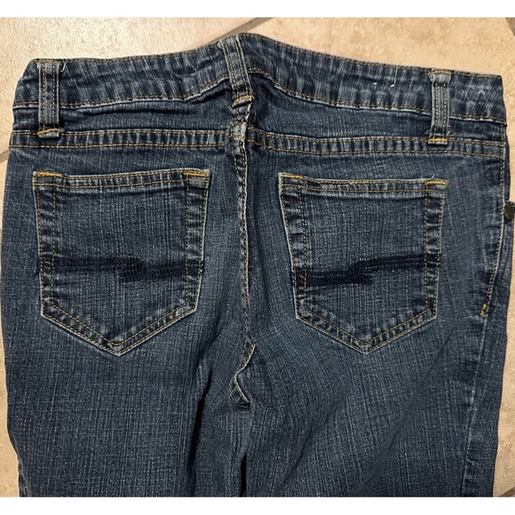 SALE: 3/$12 - Vintage Arizona Jean Co Short Jeans - Picture 6 of 8